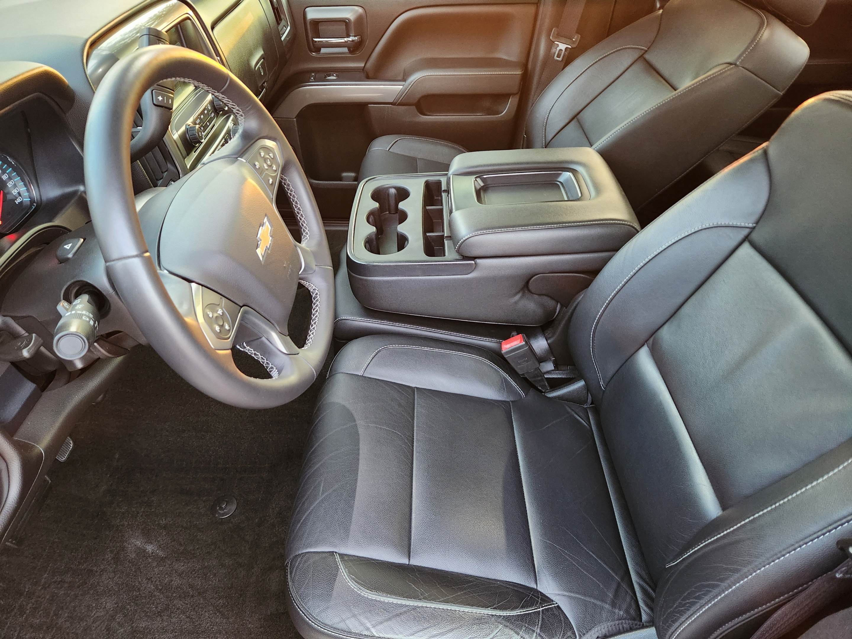 Used 2018 Chevrolet Silverado 1500 LT w/ Texas Edition RWD image 5