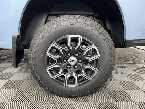 New 2025 Chevrolet Colorado Z71 w/ Technology Package image 6