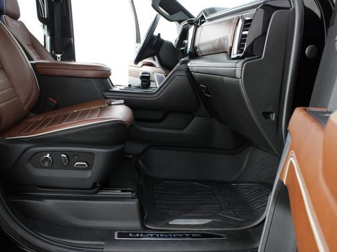 Used 2023 GMC Sierra 1500 Denali Ultimate AWD/4WD image 26