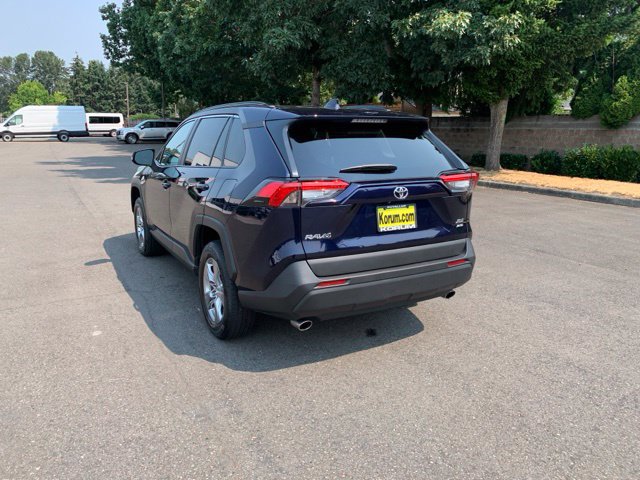 Used 2024 Toyota RAV4 XLE AWD/4WD image 3