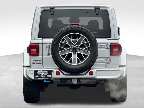Used 2024 Jeep Wrangler High Altitude AWD/4WD image 6