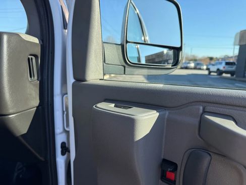 Used 2022 GMC Savana 2500 Regular Van 3D w/ Communications Package image 46