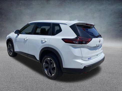Used 2024 Nissan Rogue SV FWD image 25