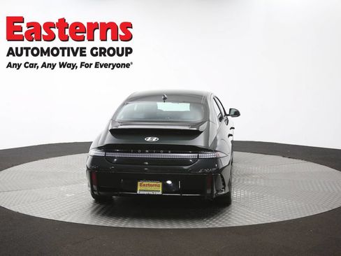 Used 2024 Hyundai Ioniq 6 SE RWD image 38