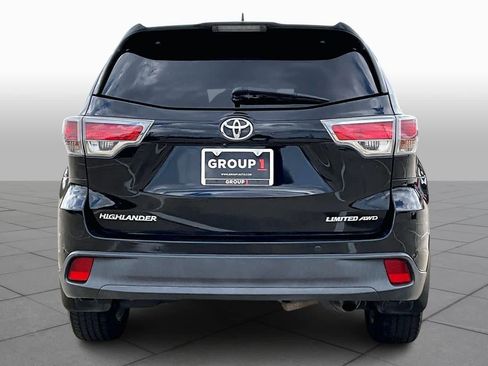 Used 2015 Toyota Highlander Limited Platinum image 4