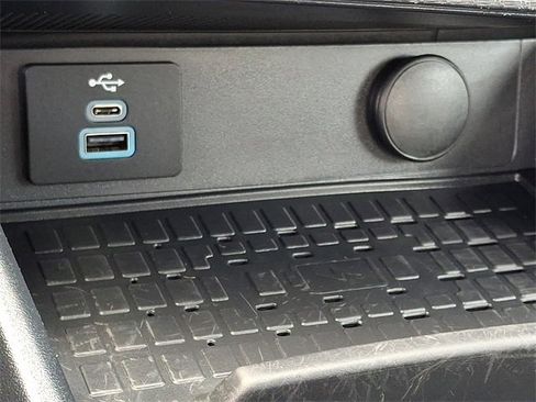 Used 2024 Ford Mustang GT Premium image 27