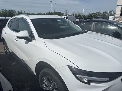 Used 2023 Buick Envision Preferred AWD/4WD image 8