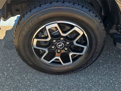 Used 2023 Ford Bronco Outer Banks image 40