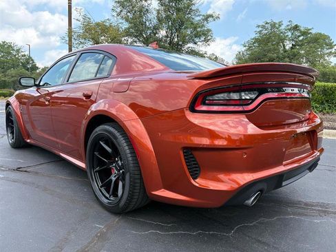 Used 2021 Dodge Charger SRT Hellcat RWD image 5