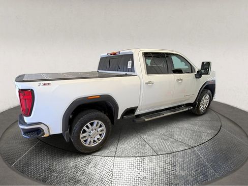 Used 2022 GMC Sierra 2500 SLT w/ SLT Premium Package AWD/4WD image 2