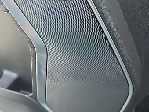 Used 2022 Chevrolet Silverado 1500 LTZ w/ LTZ Convenience Package II image 15