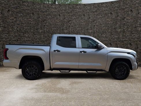 Used 2025 Toyota Tundra SR w/ SR Tow Package AWD/4WD image 3