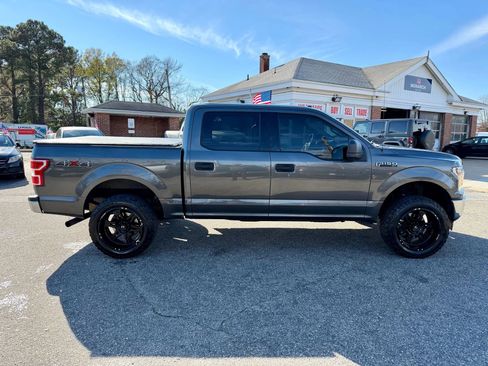 Used 2018 Ford F150 XLT image 6