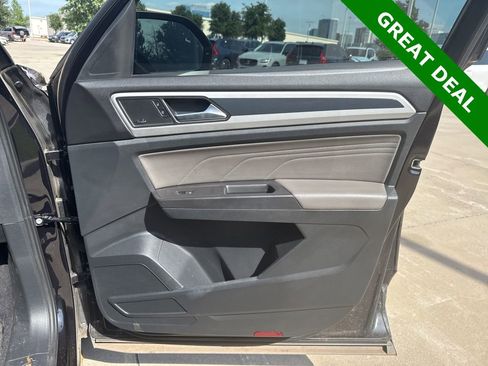 Used 2023 Volkswagen Atlas Cross Sport SEL Premium R-Line AWD/4WD image 10