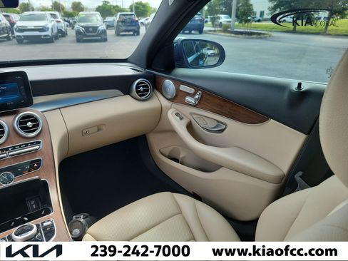 Used 2021 Mercedes-Benz C 300 4MATIC Sedan image 18
