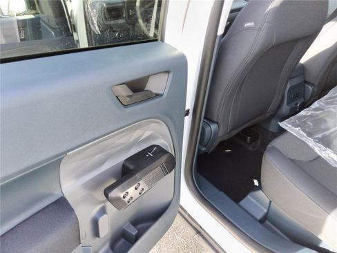 New 2026 Ford Maverick XL image 17