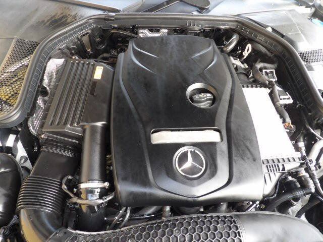 Used 2018 Mercedes-Benz C 300 4MATIC Sedan image 32