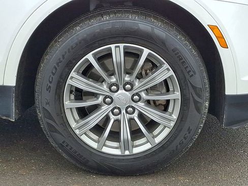 Used 2019 Cadillac XT5 Luxury image 8