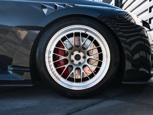 Used 2024 BMW M2 w/ Lighting Package RWD image 31