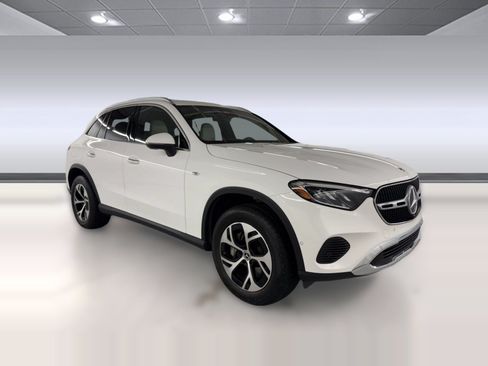 Certified 2025 Mercedes-Benz GLC 350e 4MATIC image 7