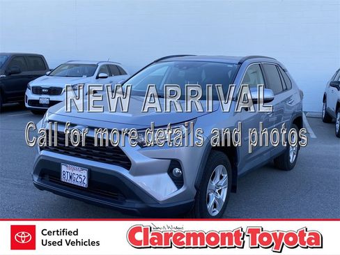 Certified 2021 Toyota RAV4 XLE image 1