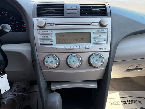 Used 2007 Toyota Camry LE image 18