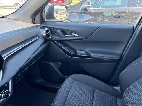 Used 2026 Chevrolet Equinox LT FWD image 29