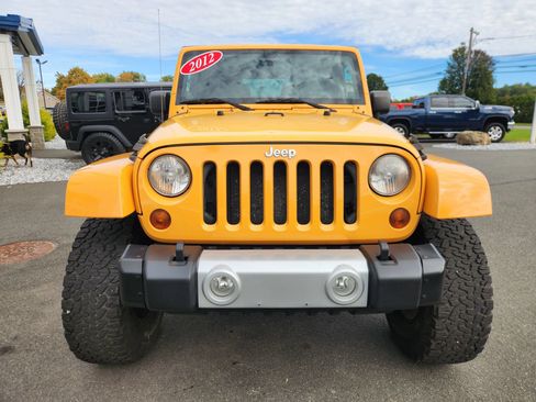 Used 2012 Jeep Wrangler Sahara AWD/4WD image 23