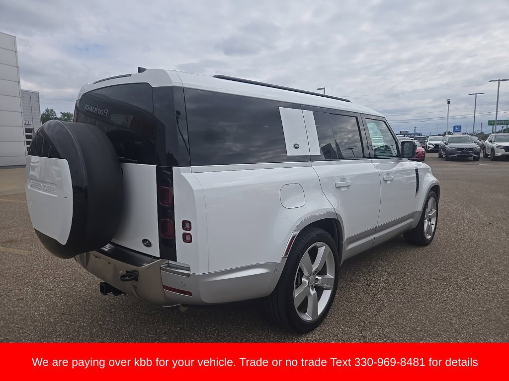 Used 2023 Land Rover Defender 130 First Edition AWD/4WD image 7