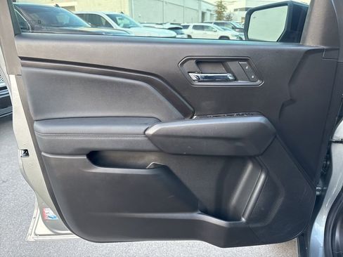 New 2025 GMC Canyon Elevation w/ Convenience Package image 12