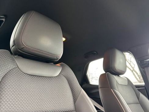 Used 2023 Chevrolet TrailBlazer RS w/ Convenience Package image 17