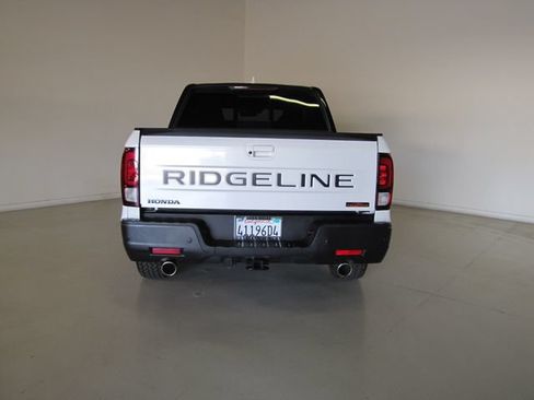 Certified 2025 Honda Ridgeline TrailSport image 25