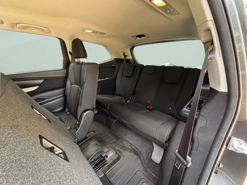 Used 2022 Subaru Ascent Premium image 37