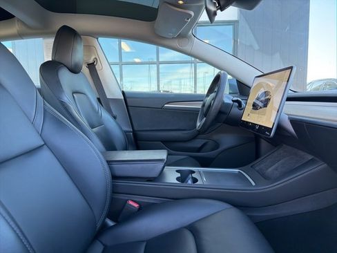 Used 2022 Tesla Model 3 Long Range image 11