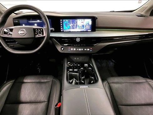 Used 2025 Nissan Murano Platinum image 15