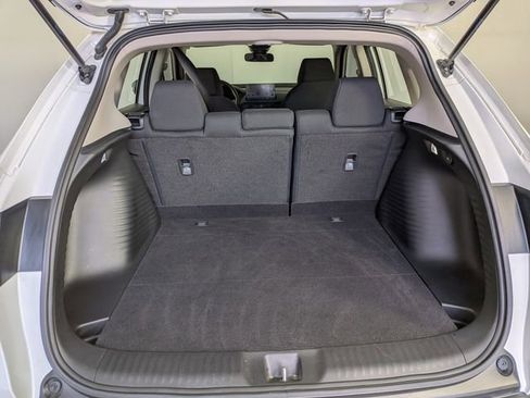 Used 2024 Honda HR-V LX image 10