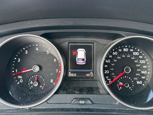 Used 2018 Volkswagen Tiguan SE w/ 3rd Row Seat Package image 5