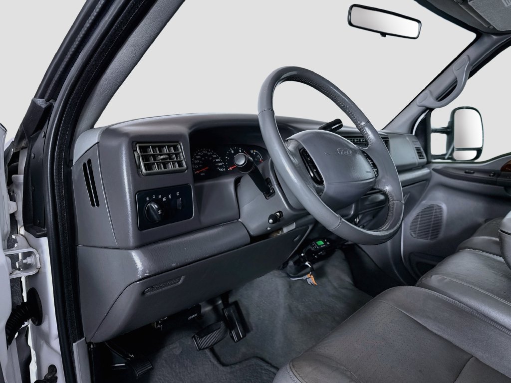 Used 2002 Ford F250 XLT AWD/4WD image 9