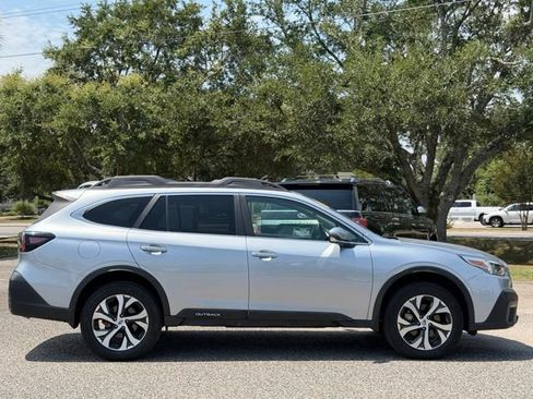 Used 2020 Subaru Outback Limited XT w/ Popular Package #2 AWD/4WD image 7