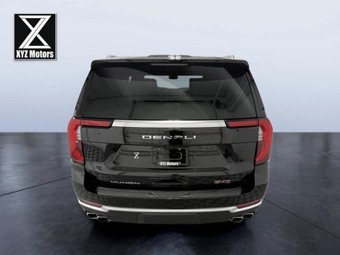 Used 2026 GMC Yukon XL Denali w/ Advanced Technology Package AWD/4WD image 5