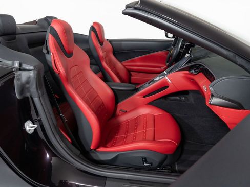 Used 2024 Ferrari Roma Spider image 44