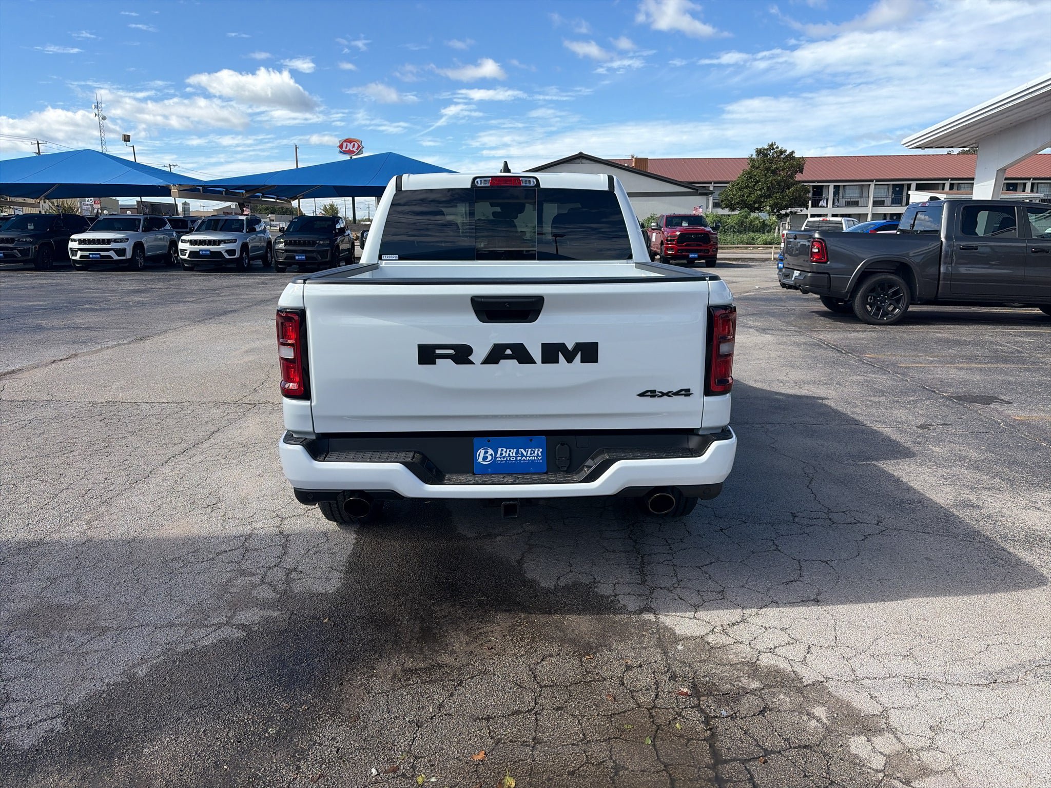 New 2027 RAM 1500 Express AWD/4WD image 6