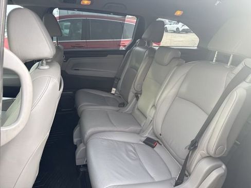 Used 2019 Honda Odyssey EX-L image 13