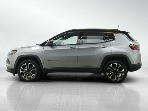 Used 2023 Jeep Compass Limited image 2