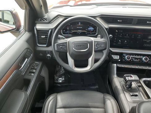 Certified 2024 GMC Sierra 1500 Denali w/ Denali Reserve Package image 18