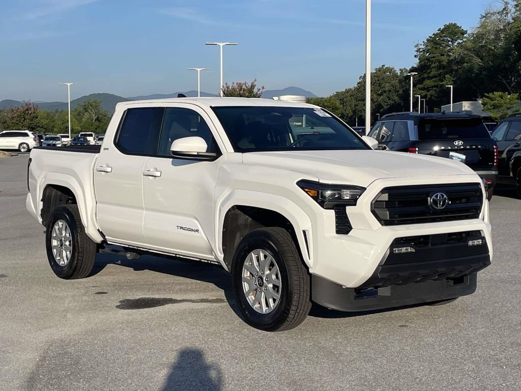Used 2026 Toyota Tacoma SR5 AWD/4WD image 1