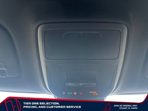 Used 2026 GMC Acadia Elevation w/ Elevation Premium Package FWD image 25