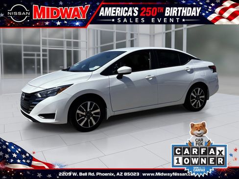Certified 2025 Nissan Versa SV w/ Trunk Package FWD image 1