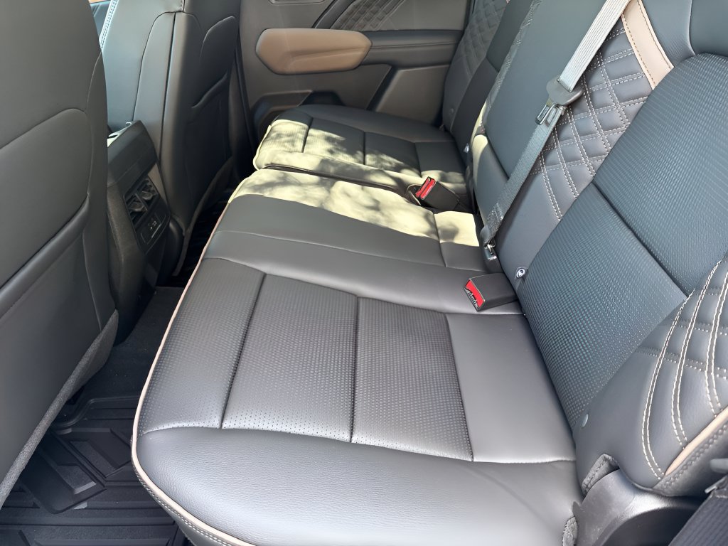 New 2026 GMC Canyon Denali AWD/4WD image 25