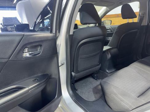 Used 2014 Honda Accord Sport image 21
